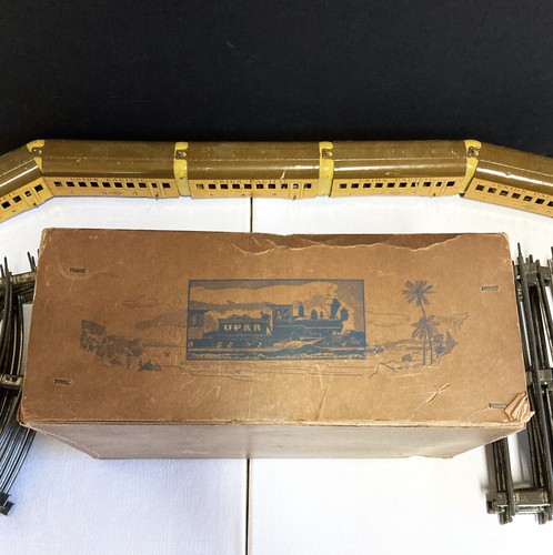 Vintage Hafner M-10000 Windup Streamline Train Set O Gauge 1935 W/Track & Box - Picture 13 of 16