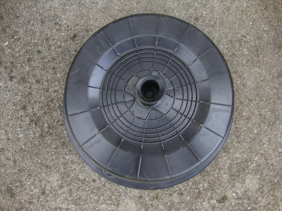 Porta neumáticos de repuesto Mercedes Benz W126 1981-1991 1268900007 300sel 420sel 560sel Foto 2 de 4