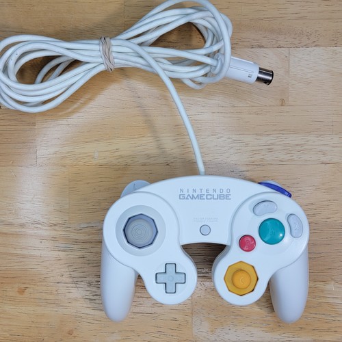 Tight Sticks Nintendo Gamecube White Controller Long Cord T3 100% Authentic - Picture 2 of 7