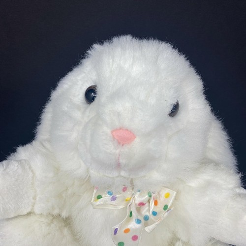 Fluffyville Blanco Conejo Peluche Pata Estampado Arco a Lunares 12" Peluche - Imagen 2 de 6