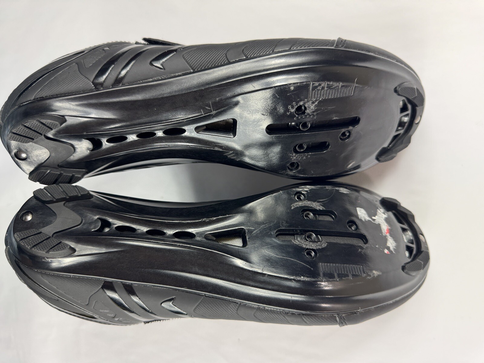 Gavin Mens Black Road Cycling Shoes Size 41 SPD Compatible Performance Sneakers