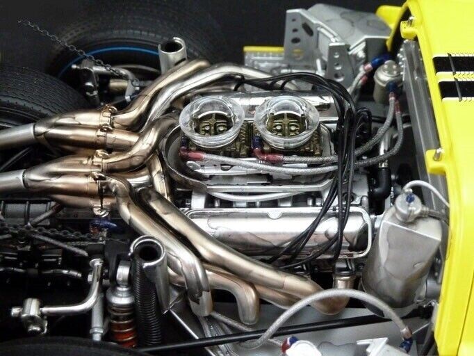Ford GT40 w/Wire Wheel Rims/V8 Engine/Custom Metal Body 1:12 LARGE SCALE MODEL