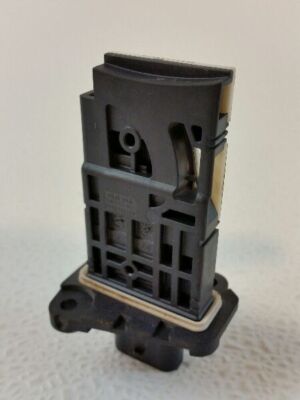 Used Fuel Injection Air Flow Meter fits: 2015 Chrysler 200 Sdn 2.4L Federal emis