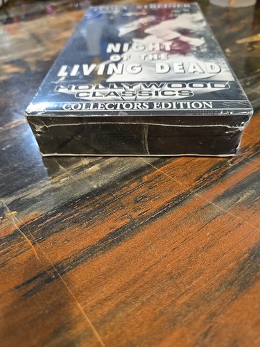 Night of the Living Dead (VHS) 1968 - Picture 5 of 7