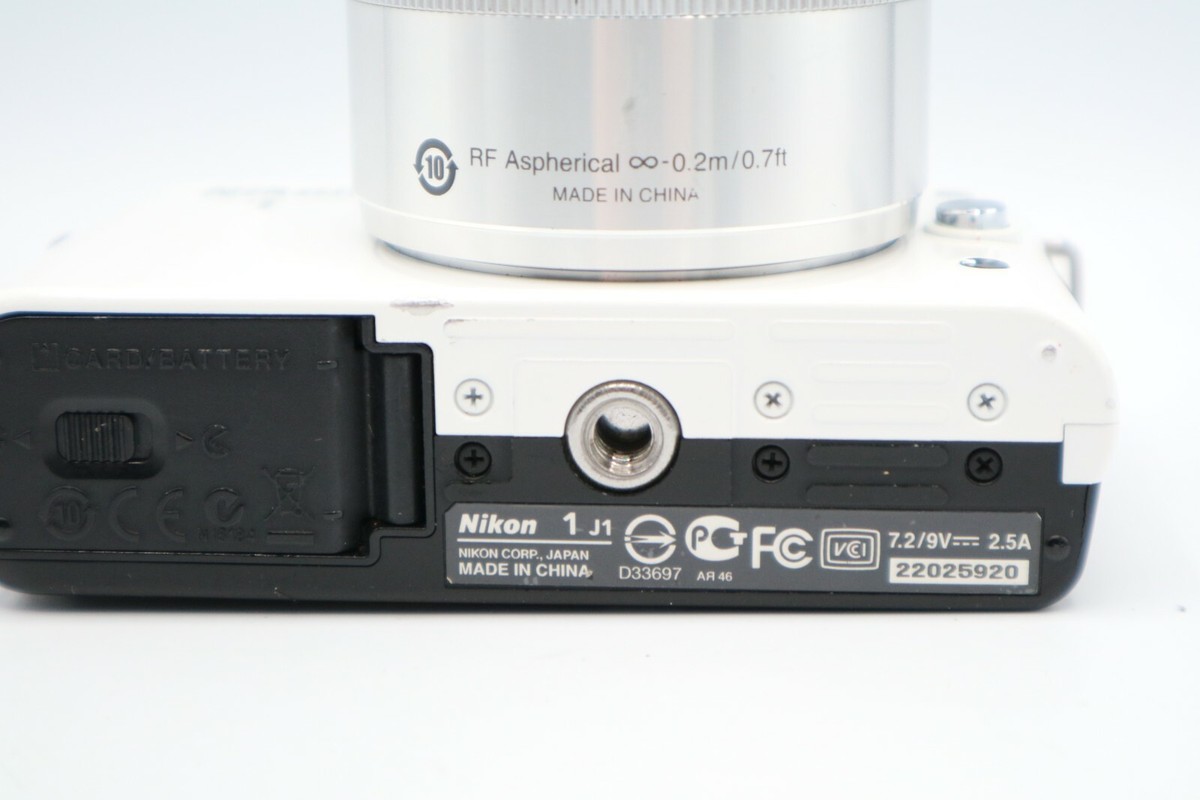 Nikon 1 J1 ホワイト ニコンワン ミラーレス一眼 ニコン Nikon 1 J1 ホワイト レンズ