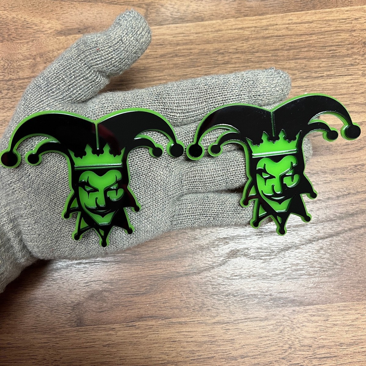 パーツ Joker Joker Jester Badges Emblem Green King Crown ,(2) BADGES Lime