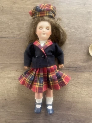 Ancienne poupée tête porcelaine Unis France 301 ERT 40 cm - Photo 1/4