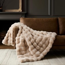 Luxury Bubble Throw Blanket, Faux Fur Mink Plush Throw for Couch, Sofa and Be...