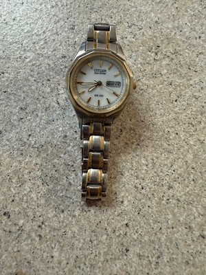 Citizen Eco-Drive Women E001-S053480 Fashion Two Tone Solar Analog Watch 6 3/4''