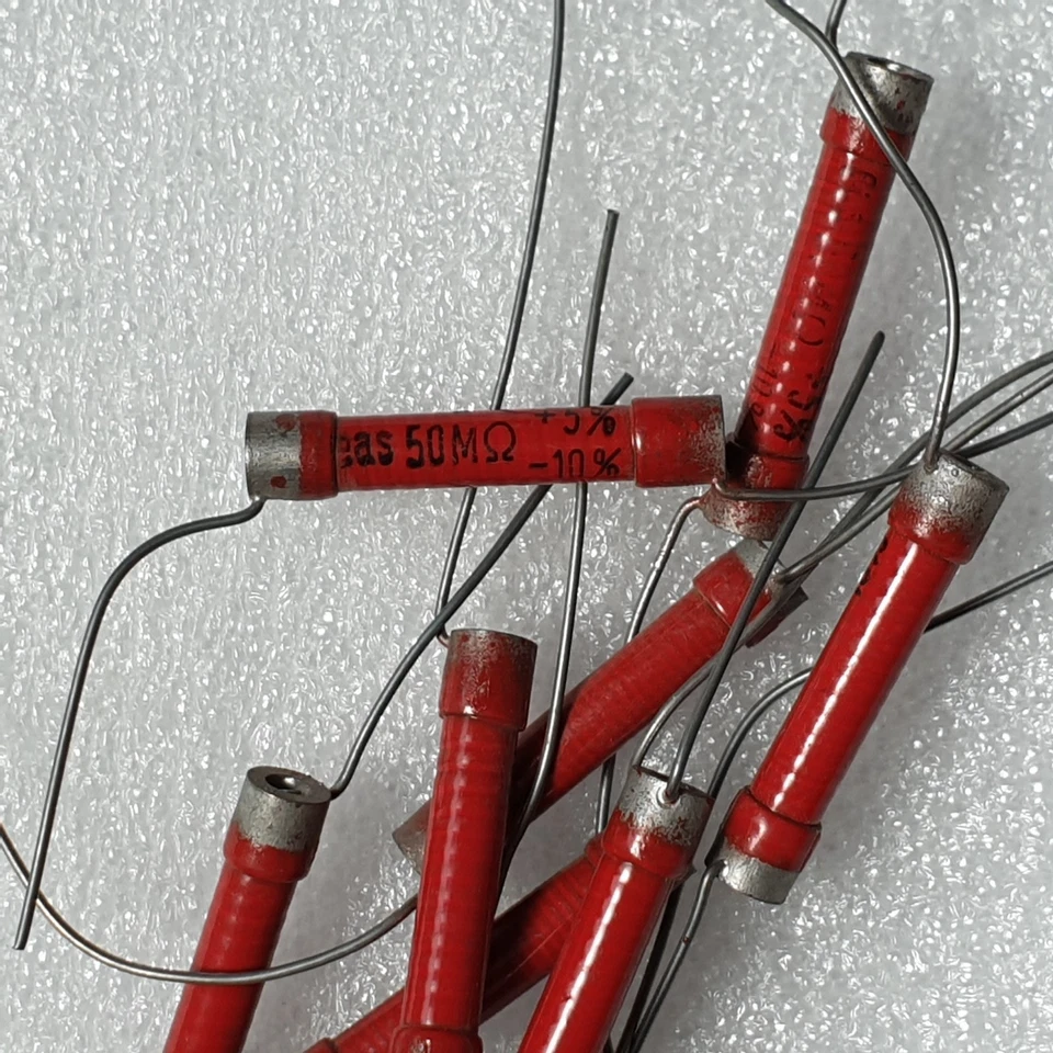 4pcs Vintage Siemens Carbon Film megaohm resistors, different values 12M - 140M