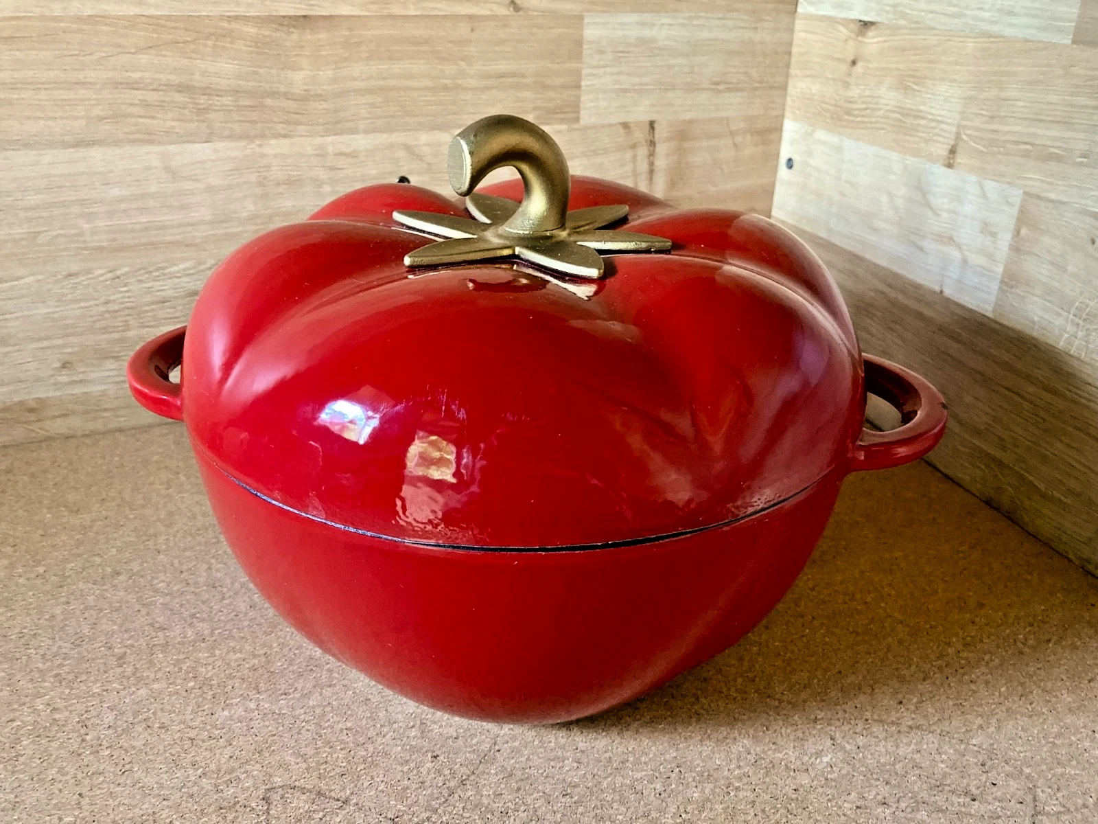 Smith & Clark Ironworks 4-Quart (3.7lr) Enamelled Cast Iron Tomato Dutch Oven