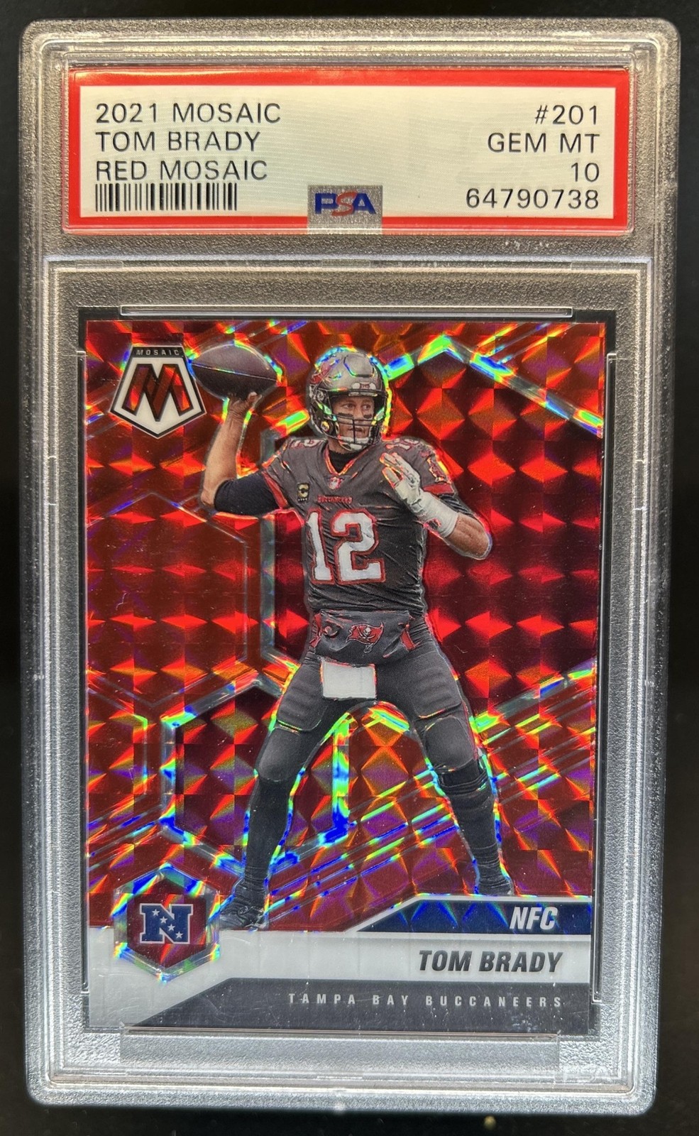 2021 Panini Mosaic Tom Brady Prizm Red #201 Buccaneers PSA 10 GEM MINT