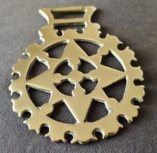 ANTIQUE CAST HORSE BRASS - AN ATTRACTIVE & UNUSUAL STAR PATTERN