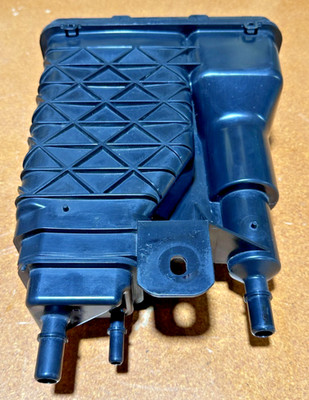 GM Delphi 84106548 Vapor Canister Assembly 84106550 Base OEM EVAP Canister