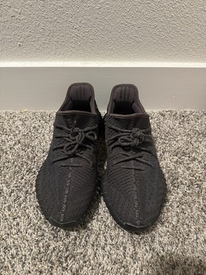 Yeezy 350 Runners Low Black Size 8.5