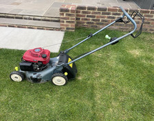 Honda Petrol Push Hand-Propelled Rotary Lawn Mower - Red Grey Black