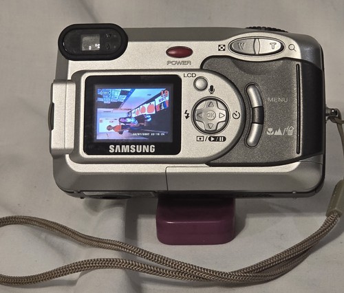 Camera /Samsung Digital Camera Digimax 350S 3.2MP Silver Tested - Picture 2 of 6