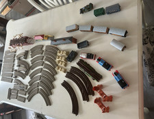 Lot of 59 Thomas  Friends Train Cars, 4 Engines, Track Pieces, Buildings