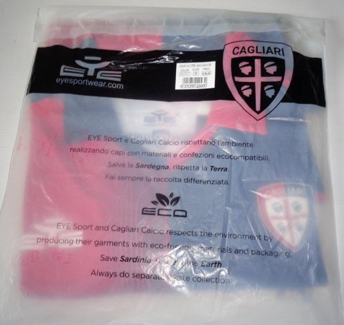 CAGLIARI 2023-24 Offiziell Home Football Shirt NEW BNWT Mens Jersey Maglia BNIB - Picture 8 of 8