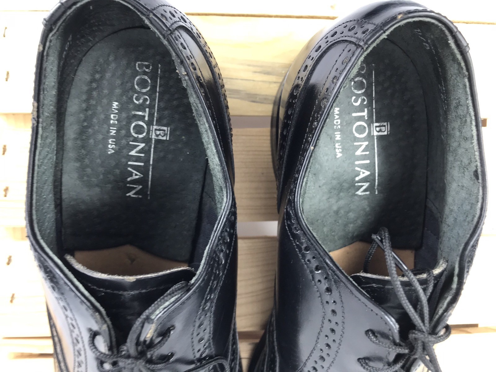 Bostonian Classics Brogued Solid Black Leather Wi… - image 10