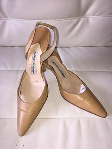 nude pointed mid heels