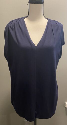 CLEARANCE NEW W/TAGS Navy Blue Short Sleeve Top