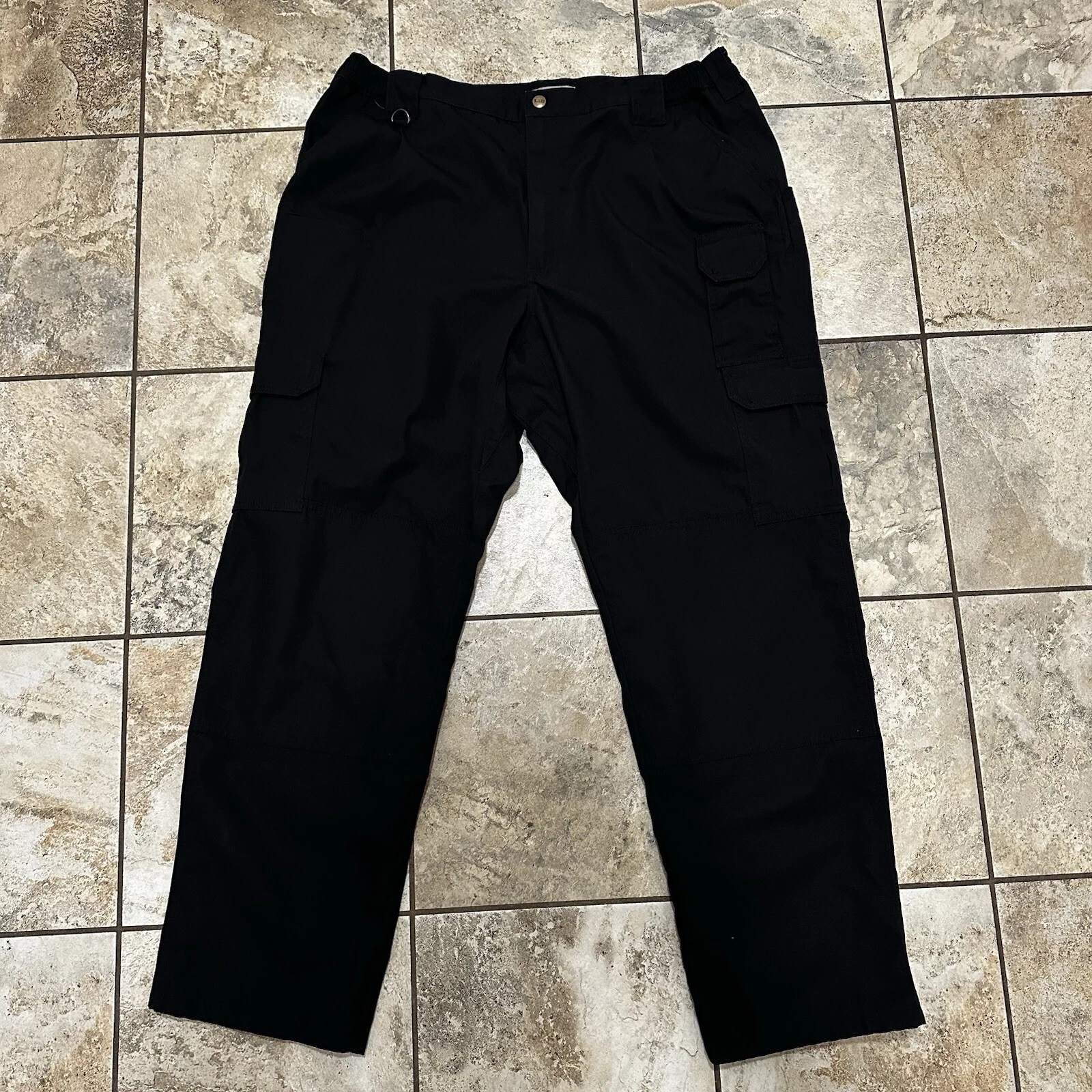 5.11 Tactical Pants Mens Black Cargo Workwear Straight Pockets Men 40x32 NICE