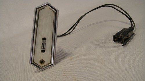 1977-1978 OLDSMOBILE TORONADO HEADER PANEL LIGHT LAMP #72431 - Picture 2 of 7