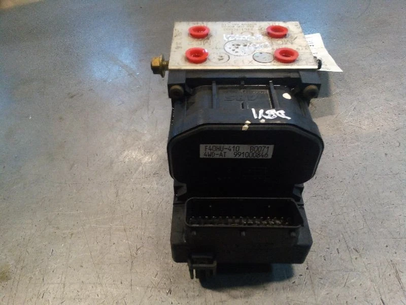 Conjunto de bomba actuador de freno antibloqueo Subaru Forester ABS 1999-2002 FABRICANTE DE EQUIPOS ORIGINALES Foto 2 de 4