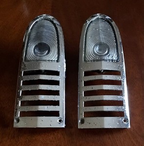 Original 1951 Chevrolet Auto Parking Light Assembly Grill Bucket Lens L&R Pair