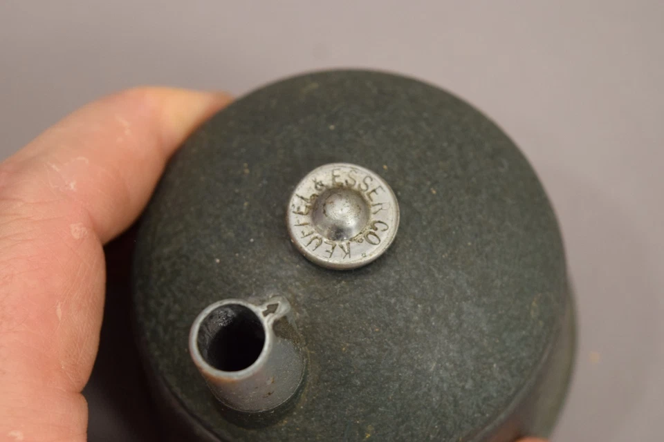 Vtg K & E Keuffel & Esser Co. 1099 Cast Iron Drafting Pencil Sharpener Green - Image 4 of 4