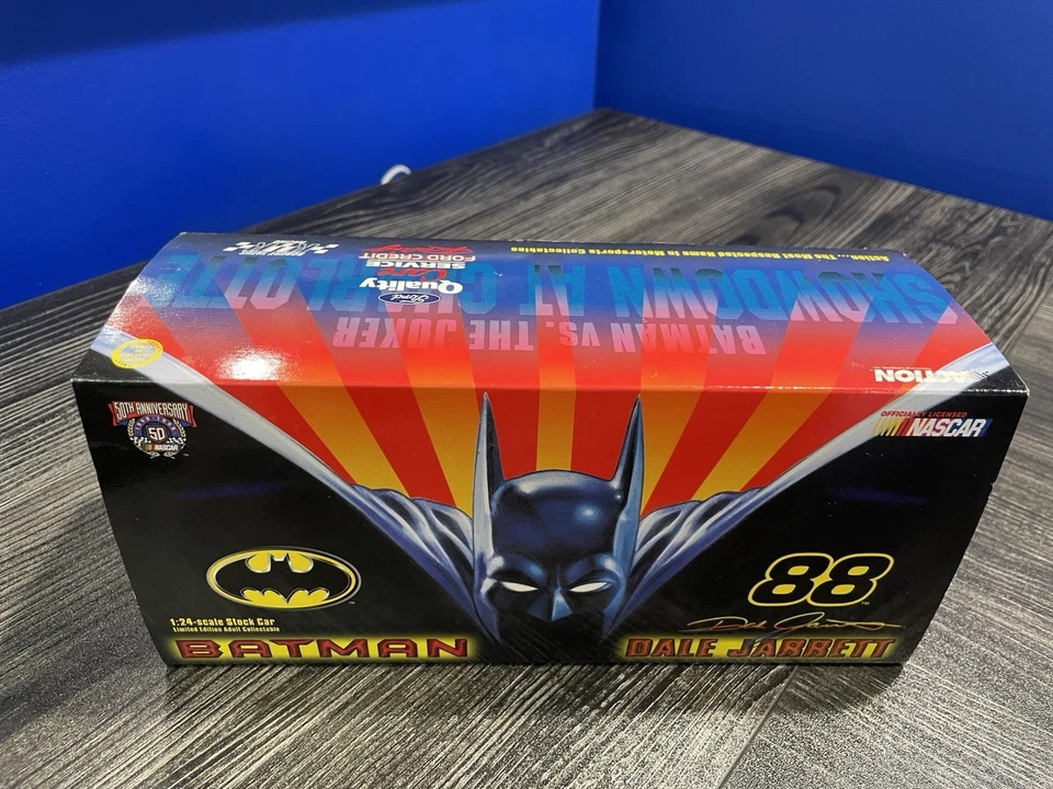 Dale Jarrett #88 Batman vs. Joker 1998 Ford Taurus 1:24 - Image 3 of 4