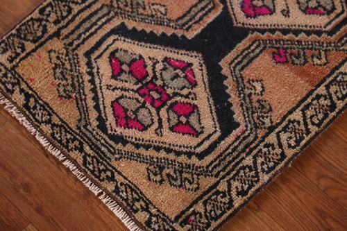 Anatolian Wool Hand-knotted Accent Rug 2x3 ft Turkish Carpet - Picture 5 of 14