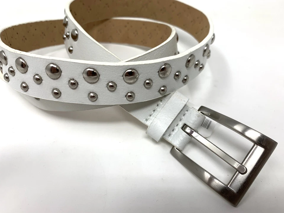 Cinturón para mujer Express de cuero blanco con tachuelas talla M Foto 3 de 4
