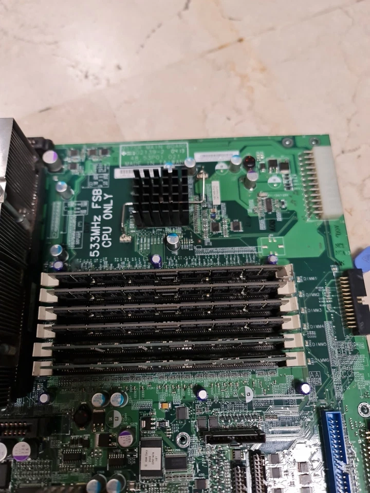 IBM Lenovo xSeries 235 Motherboard 23K4458 System Board M57SR + 4GB RAM  + 2 CPU - Image 2 of 4