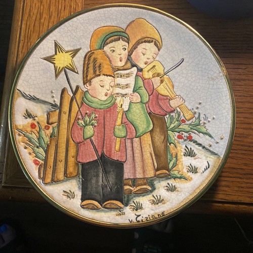Vintage 1979 LTD V Tiziano Christmas "The Carolers" Collectors Plate 7179/7500 - Picture 6 of 10