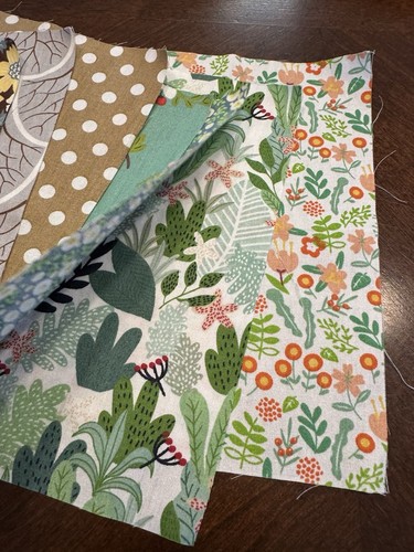 Fabric Bundle 18 ~ 8 " Squares No Dups Pretty Ditzy Prints Feedsack Repro Quilt - Picture 9 of 15
