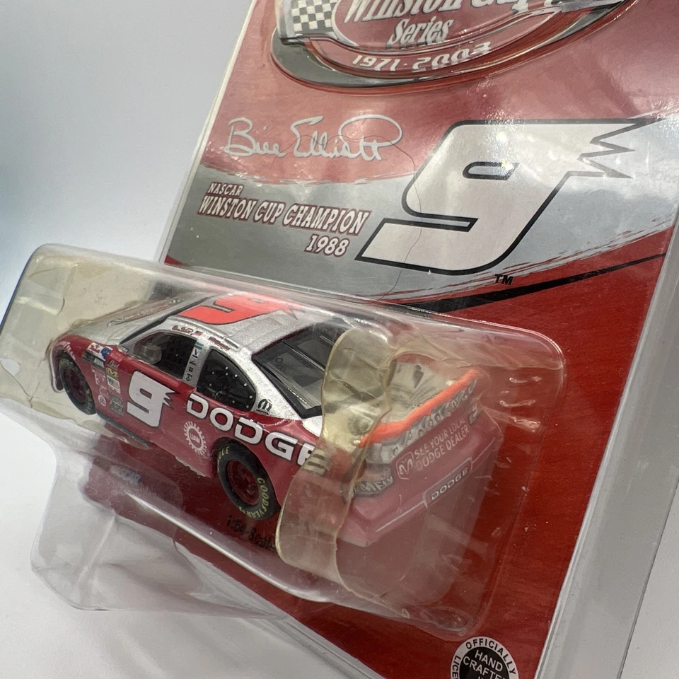 Bill Elliott #9 2003 Dodge The Victory Lap 1/64 Nascar acción diecast NUEVO Foto 4 de 4