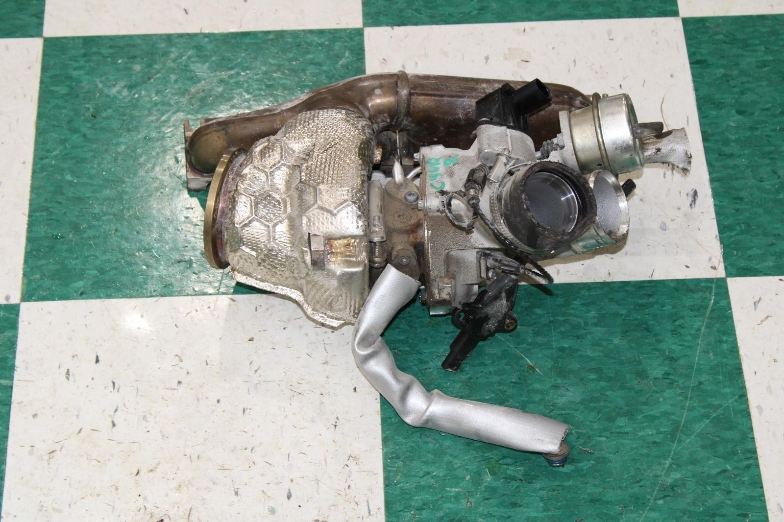 20-23 Continental GT 6.0L Motor Engine Passenger RH TurboCharger Turbo Manifold