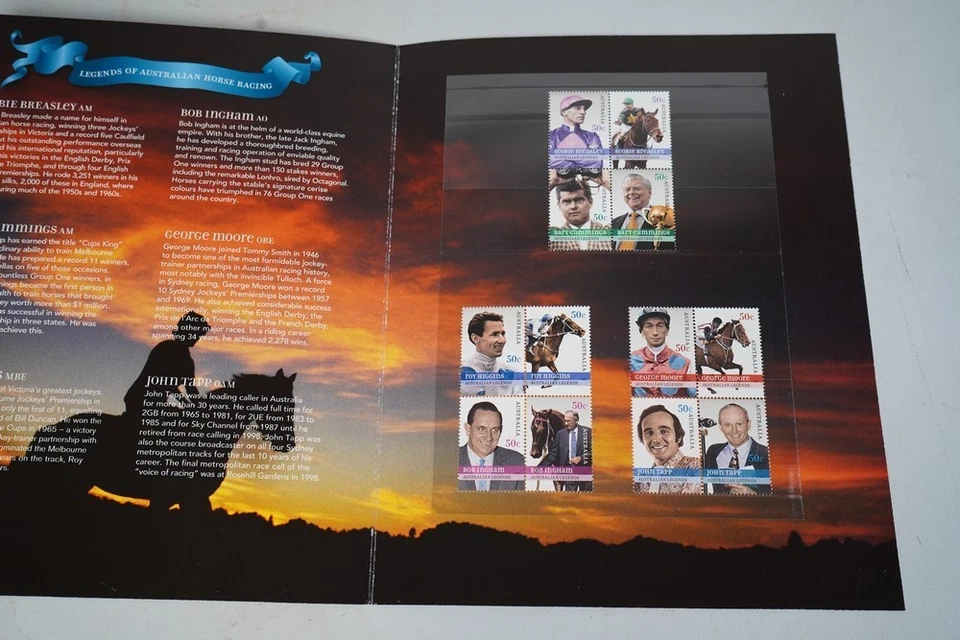 AUSTRALIA AÑOS 2000 COLECCIÓN DE SELLOS COMO NUEVOS DE VARIOS CIENTOS EN CARPETAS Y PAQUETES Foto 3 de 4