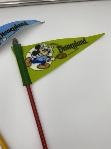 VTG Walt Disney World Pennant Pencil Flag Mickey Mouse Goofy Baseball - Picture 6 of 6