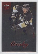 2013-14 Fleer Showcase Ultra Red Medallion 15/99 Sidney Crosby #11 00ka