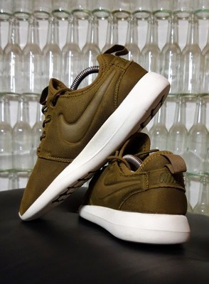 Nike Roshe Two Running Sneaker / Laufschuhe / Jogging / Fitness / Gr. 37,5