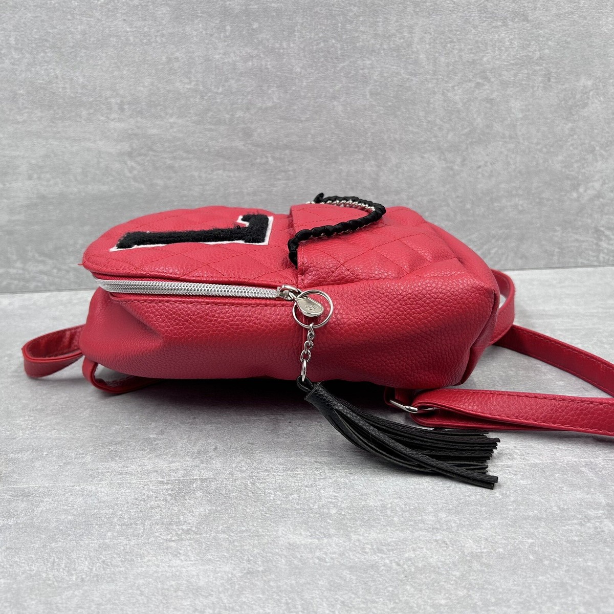 osprey black bag Aoede Messenger Comfortable Carry AirScape backpanel Anya Hindmarch Pink Leather Color:Virtual Blue/Silver Metallic erp_item_code:STO-ITEM-2026-112364
