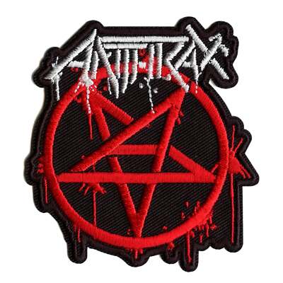 Band Rock Guidata Da Un Cantante Heavy Metal in Maglietta Nera E Jeans