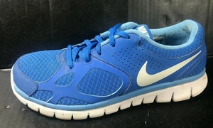 nike lightweight trainers womens