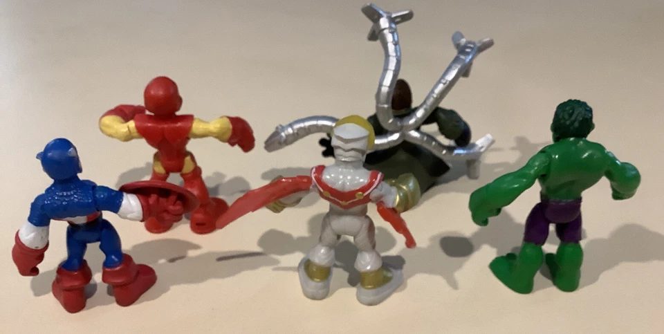 Figuras de acción Marvel x5 Hasbro Capitán América/Hulk/Ironman/Dr. Octo/Falcon Toys Foto 4 de 4