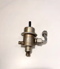 MERCEDES BENZ W124 FUEL PRESSURE REGULATOR BOSCH OEM #0438161001 DR0001