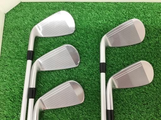 Bridgestone 213HF Iron Set / 6-PW / Flex Regular AiR Speeder Bridgestone 213HF Iron Set / 6-PW / Flex Regular AiR Speeder