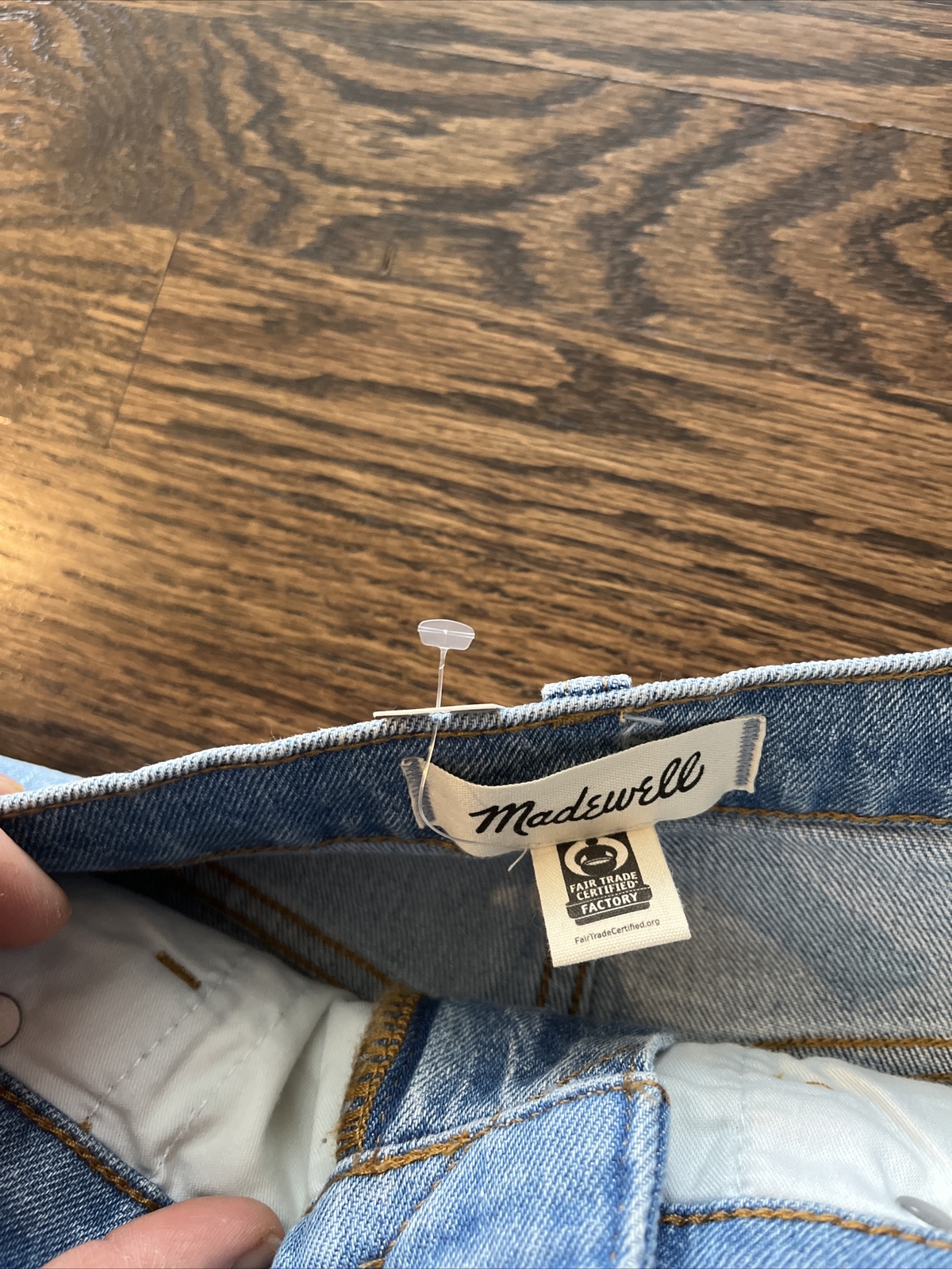 MADEWELL The Perfect Jean Short Destressed Size 29 NF039 New with Tags - View 4